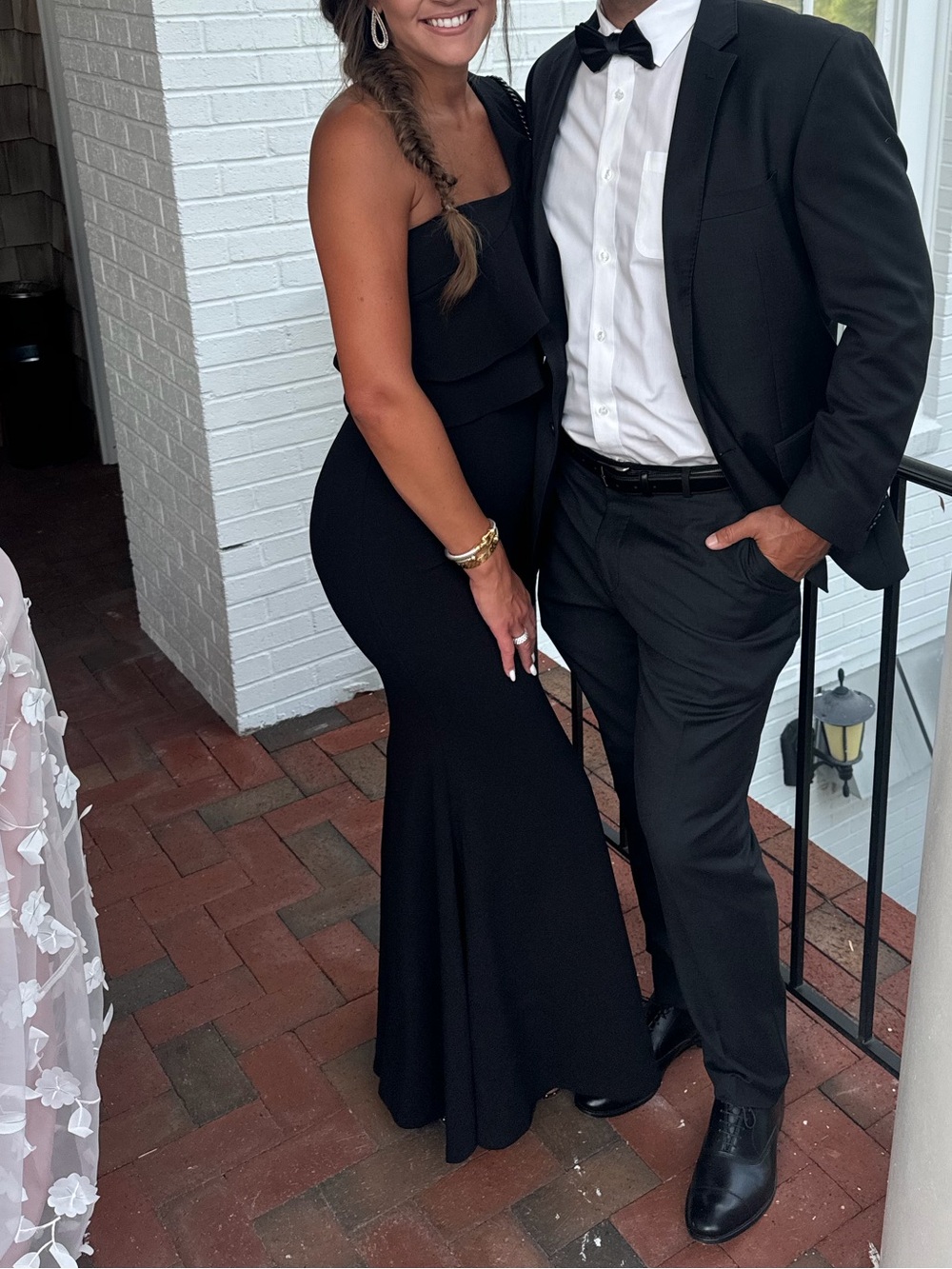 Black One-Shoulder Ruffle Evening Dress